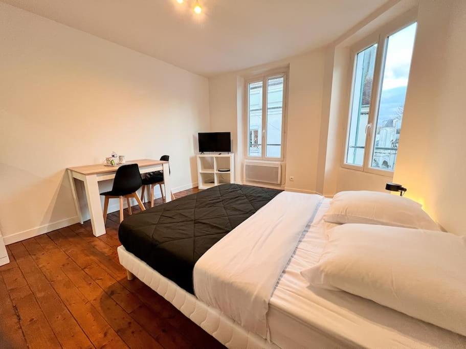 Appartement Maciet 4- Centre Ville Meaux-Gare-Disney 외부 사진